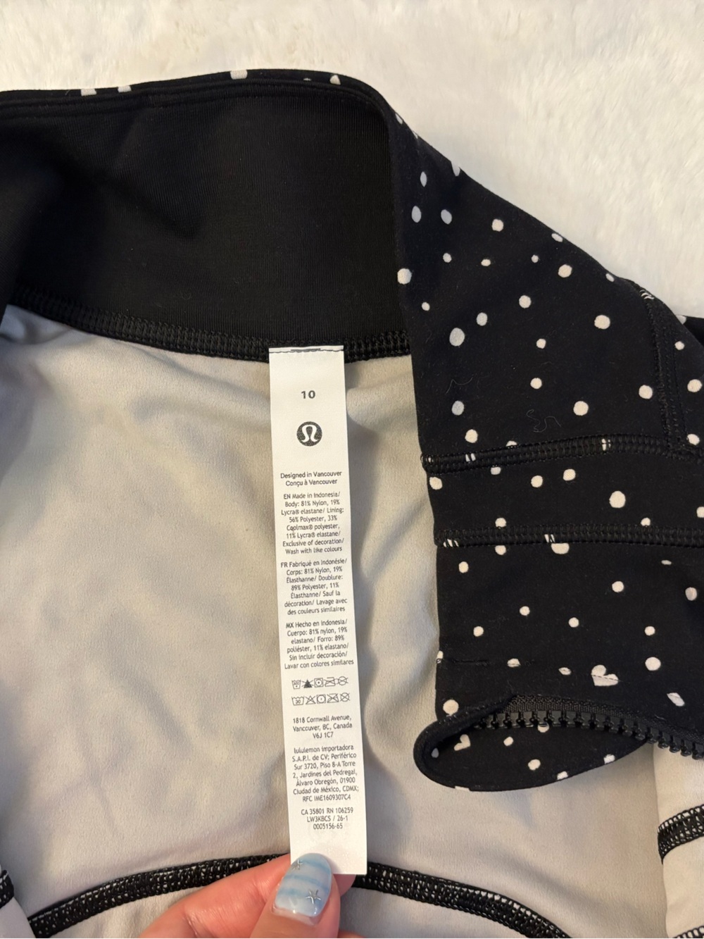 Lululemon Define Cropped Jacket Nulu SOLD OUT Black/Heart Scattered size 10 NWT - Picture 6 of 8